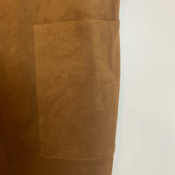 Dex faux Suède dress - Picture 5 of 8